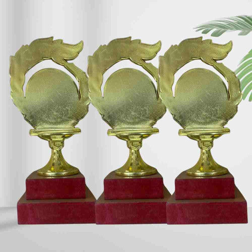 Victory Circle Trophy (24pcs)