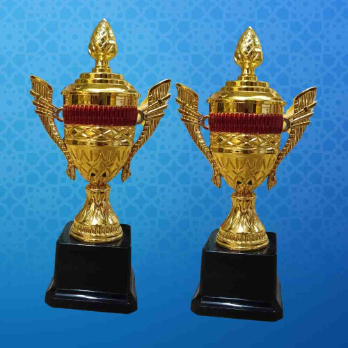 The Honor Crest Trophy (12pcs)